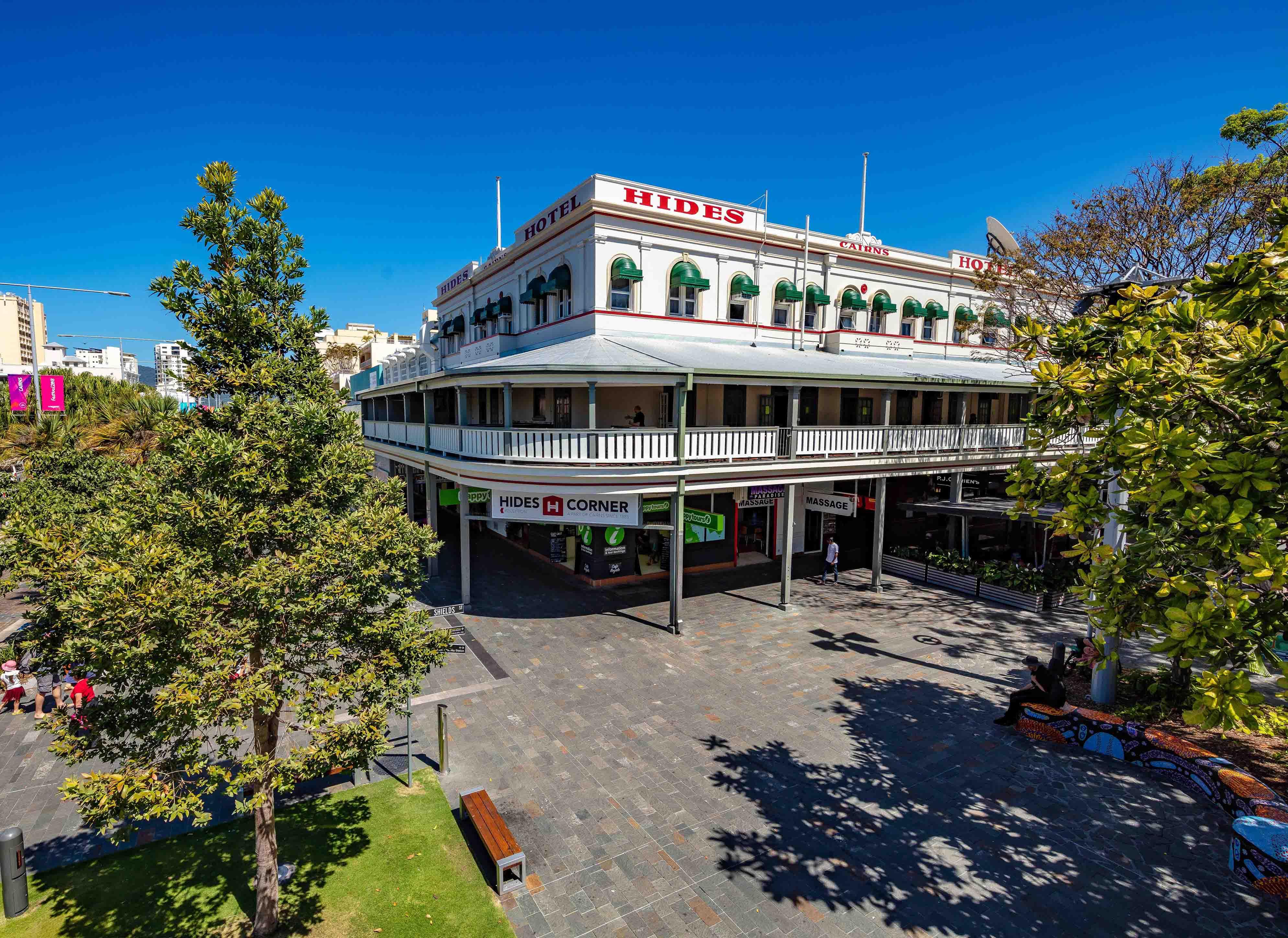 Hides Hotel Cairns Exterior photo