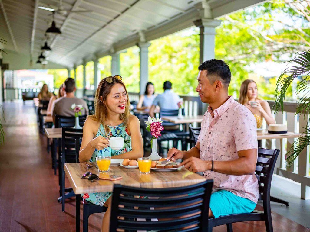 Hides Hotel Cairns Exterior photo