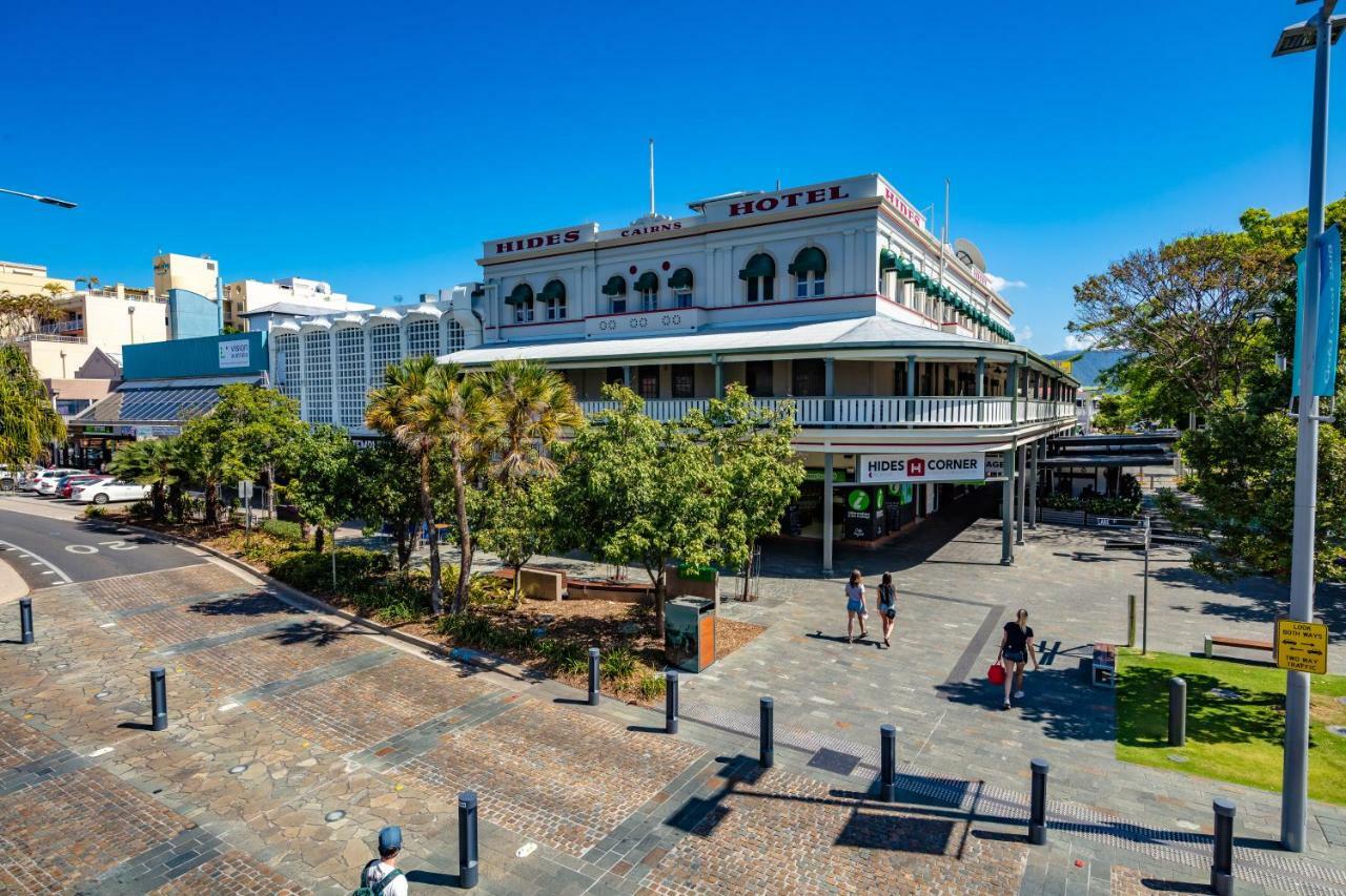 Hides Hotel Cairns Exterior photo