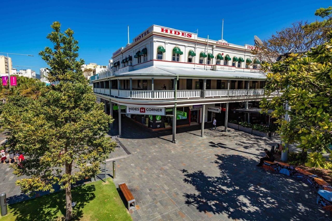 Hides Hotel Cairns Exterior photo